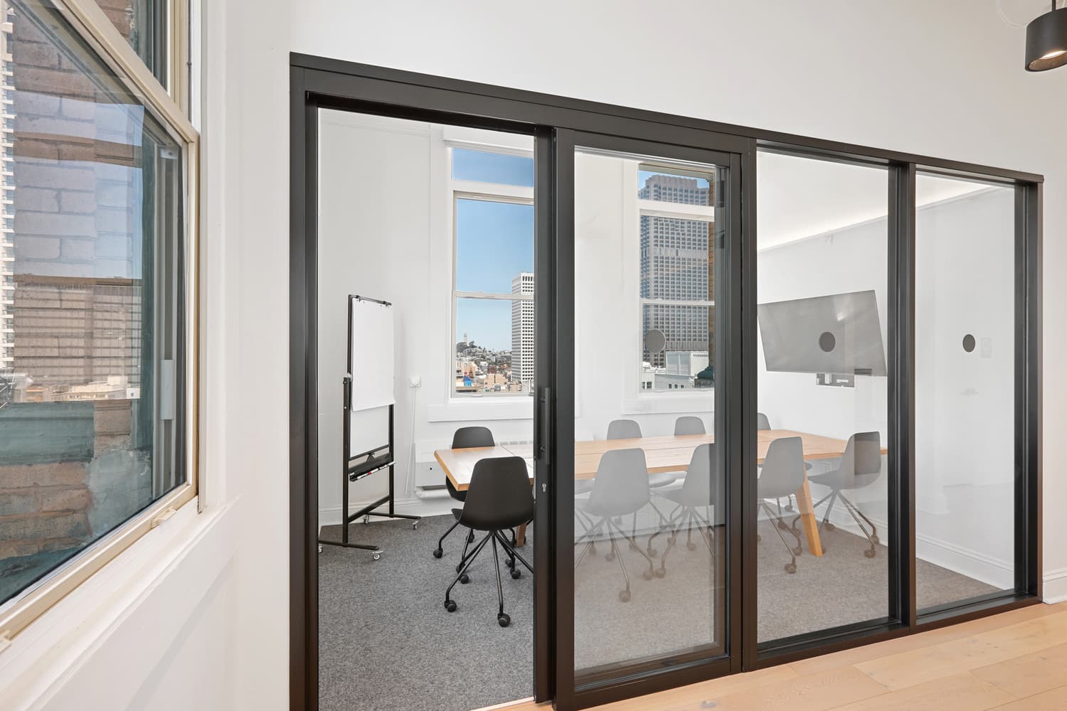 Flexday Suites - Union Square - Image 3