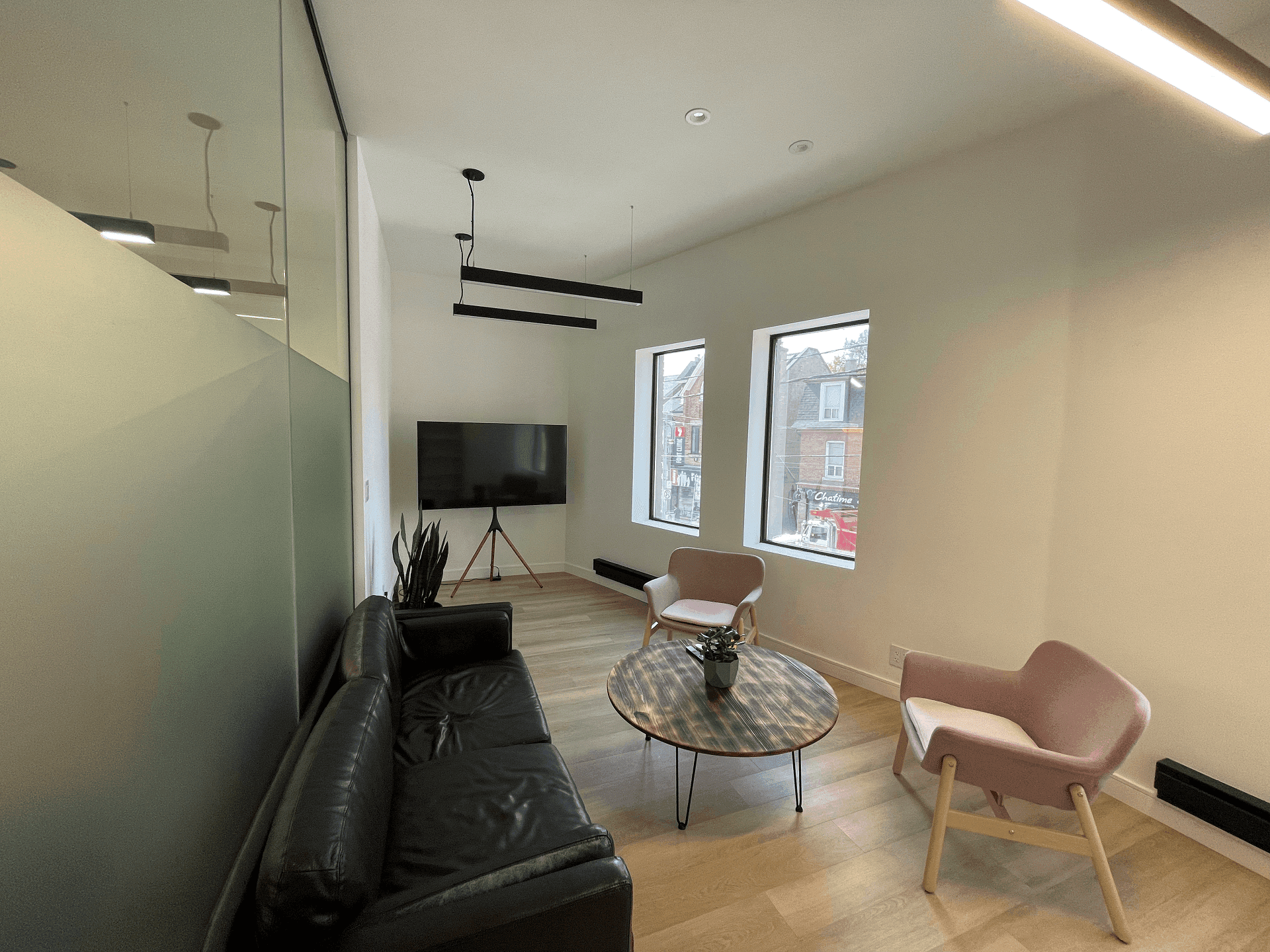 meeting-room-grove-danforth-meeting-room-02.png