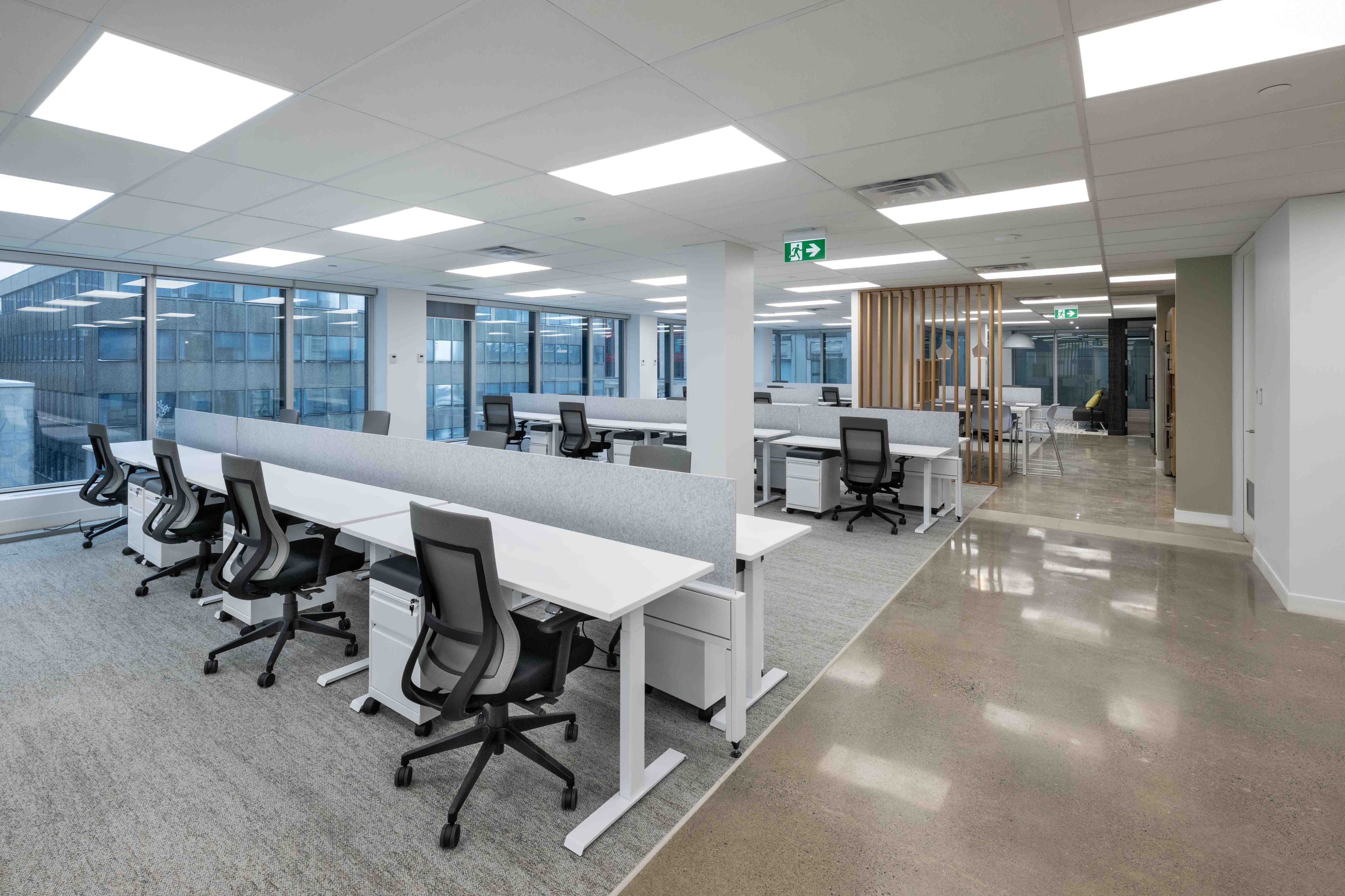 Flexday Suites - 11 King St. West, 1900