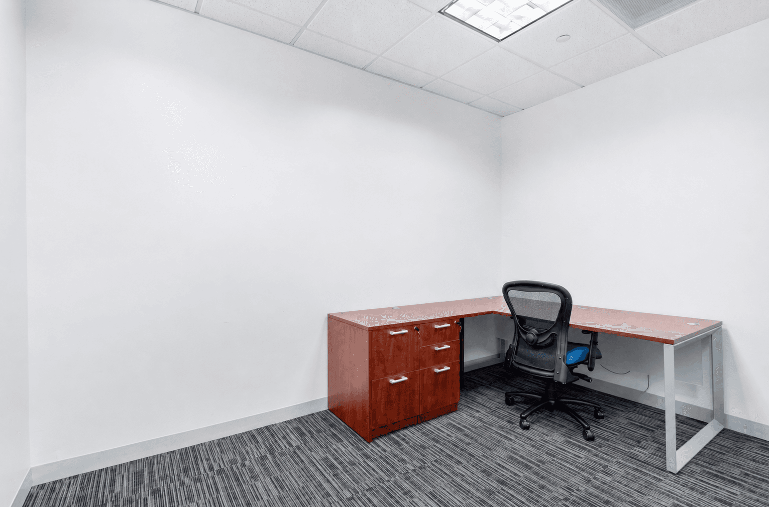 Flexday Suites - 200 W Madison, Suite 1075 - Image 5