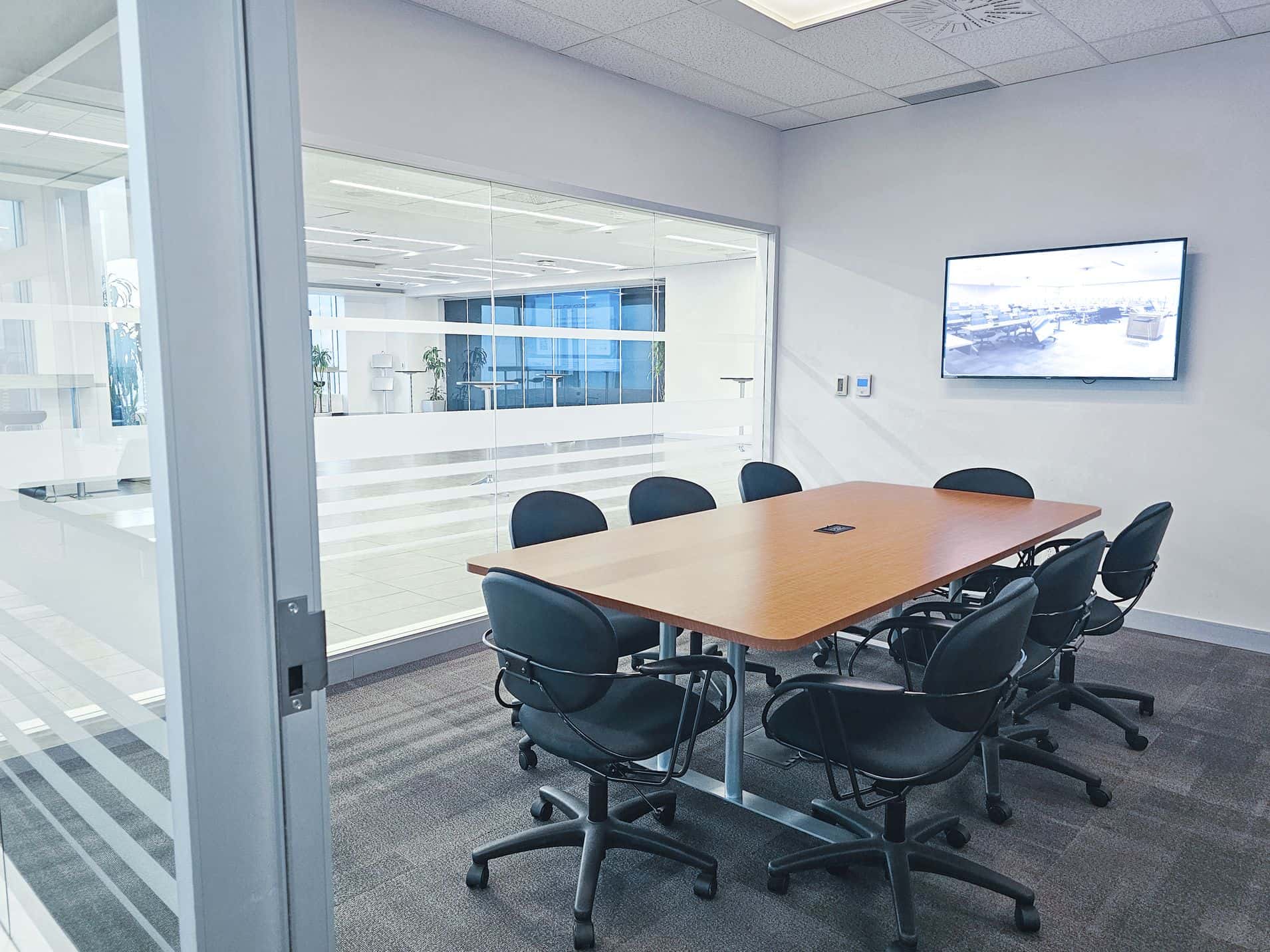 Flexday Suites - 200 Front St. West - Image 4