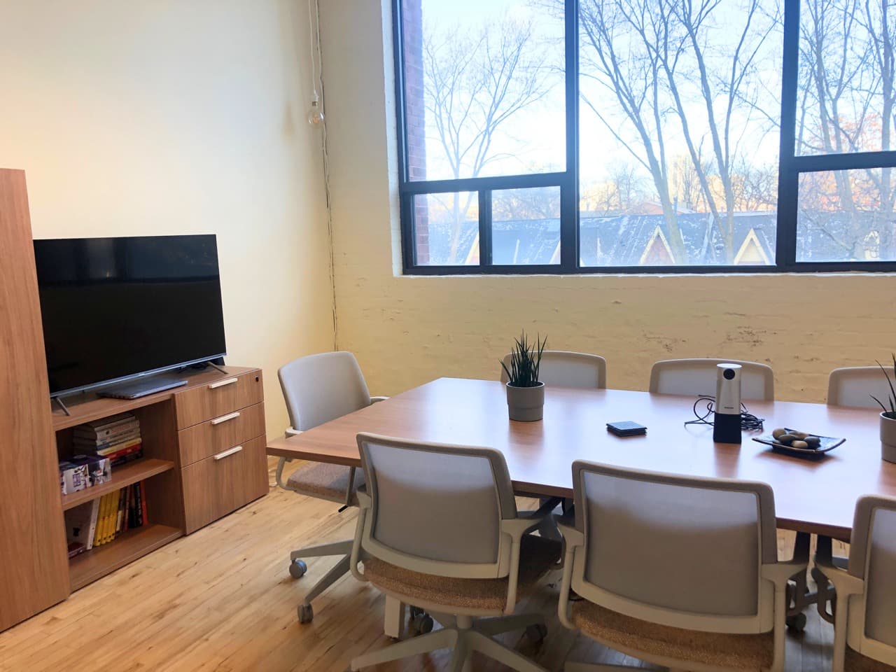 5026b70a-8937-486d-aca6-85b0c128206e Large.jpeg