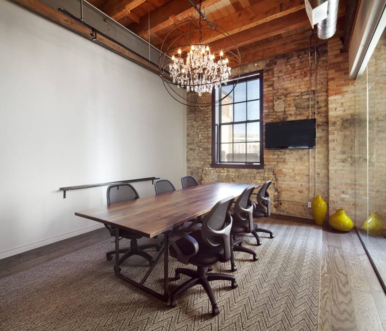 -MfccF3GyVJOeM-IcO6j-meeting-room-01.jpeg