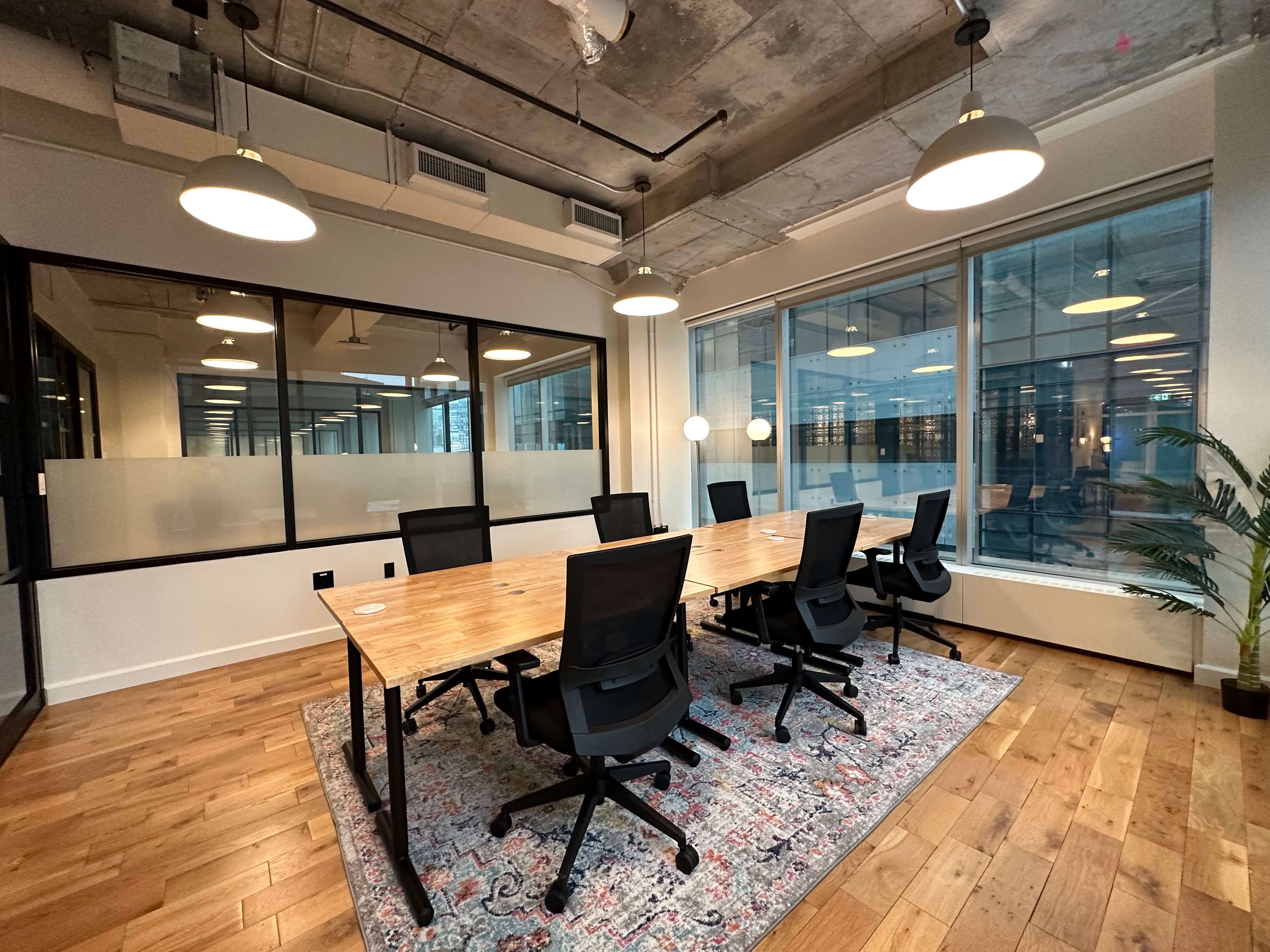 meeting-room-industrious-yonge-bloor-meeting-room-01.jpeg