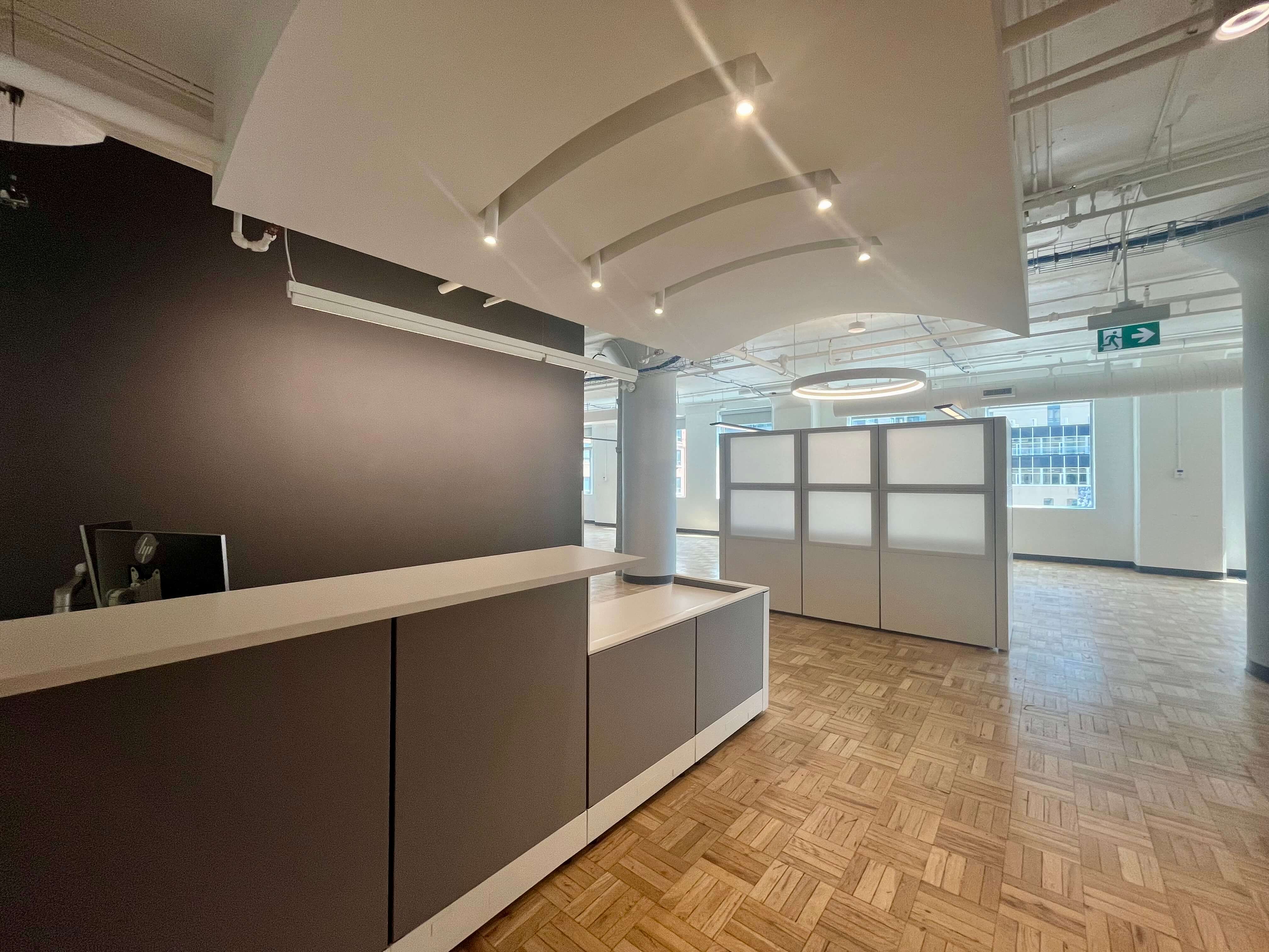 Suite 500 Reception.jpg