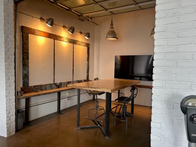 Flexday Suites - Wrigley Lofts - Image 3