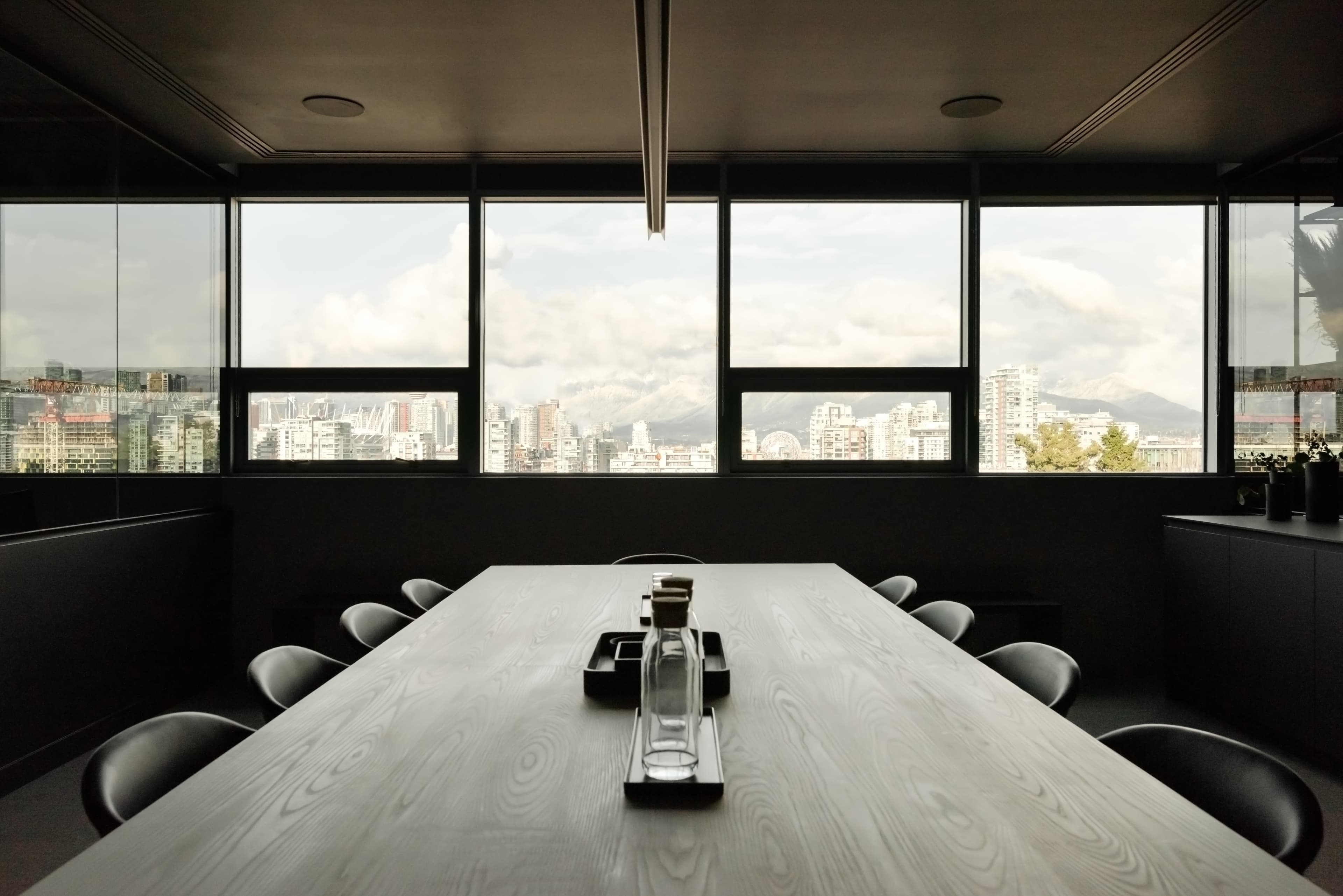 Meeting Room - Pavilion Cowork Mount Pleasant W7 - Image 2