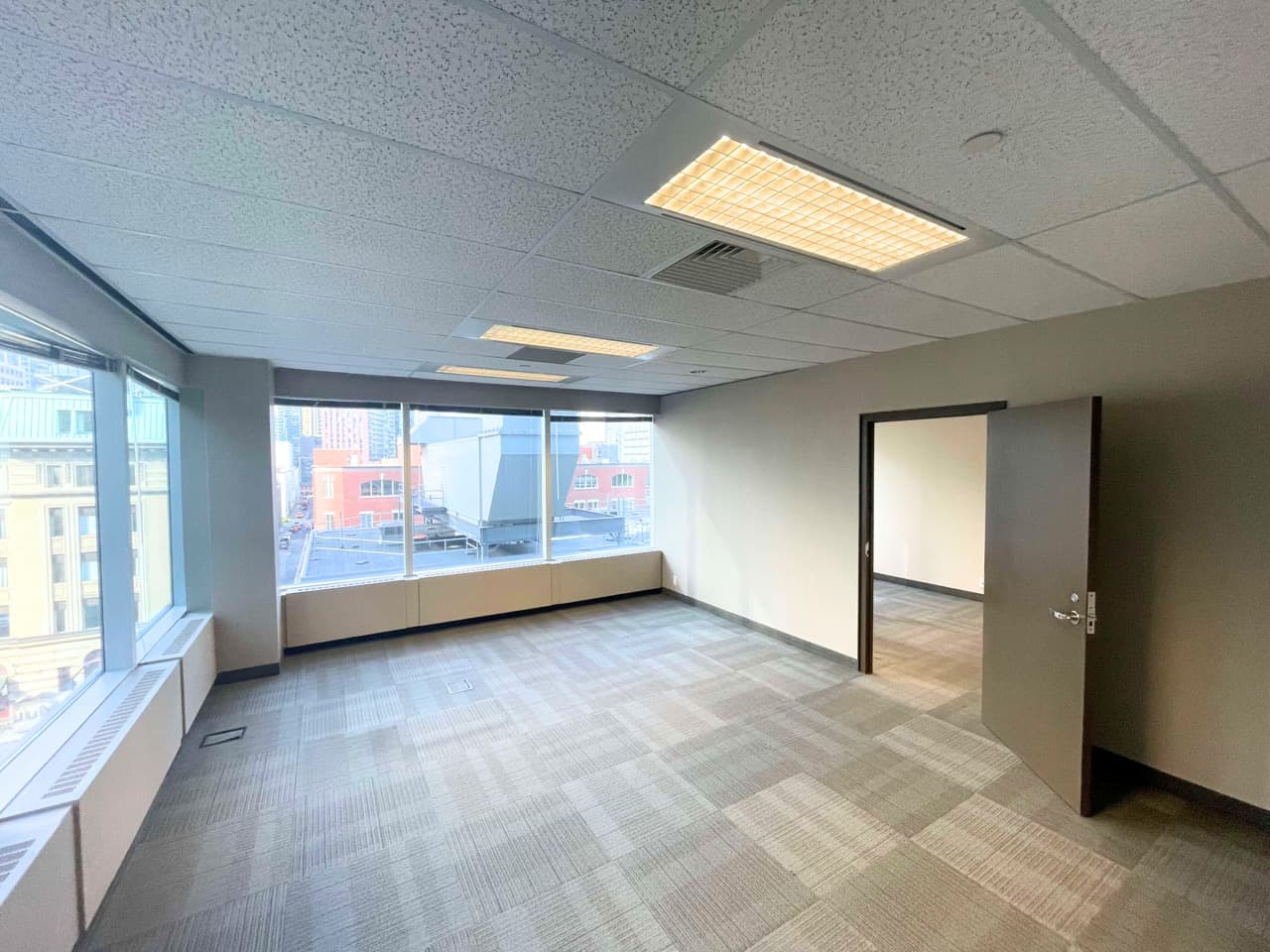 610-154 university 2.jpeg